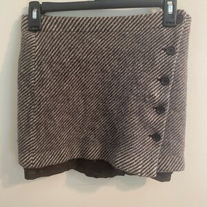 Women's Lined Brown Houndstooth J. Crew Mini Skirt Wool Blend 5-Button Size‎ 2